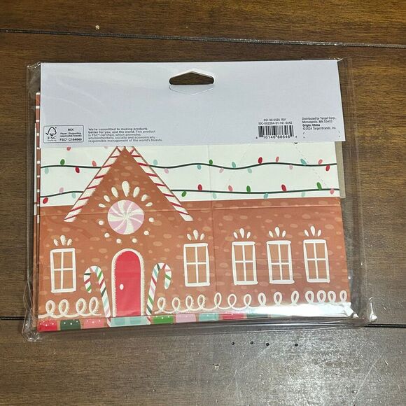 Adorable Christmas House Gift Boxes Pack of 4 - Picture 2 of 2
